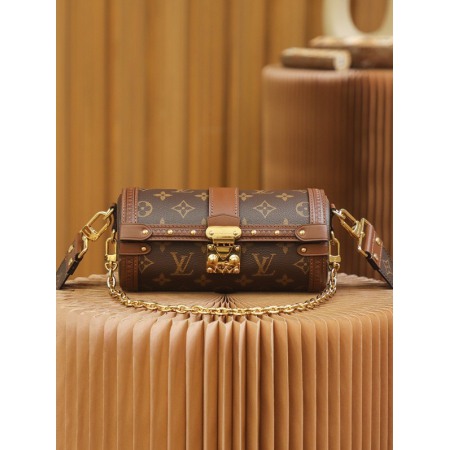 Louis Vuitton Papillon M57835