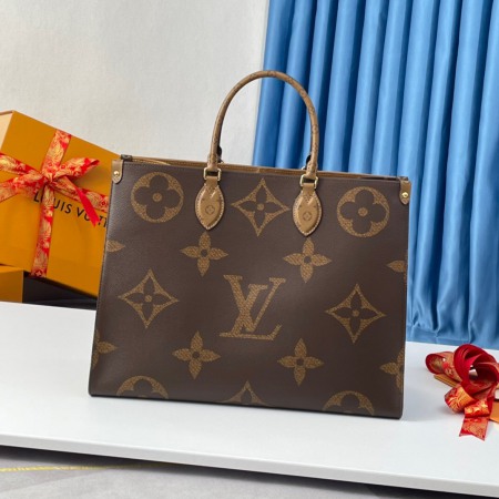 Louis Vuitton OnTheGo M44576