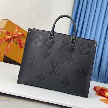 Louis Vuitton OnTheGo M44925