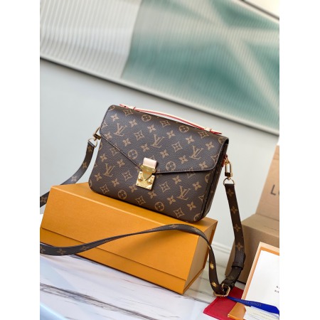 Louis Vuitton Pochette Metis M44875