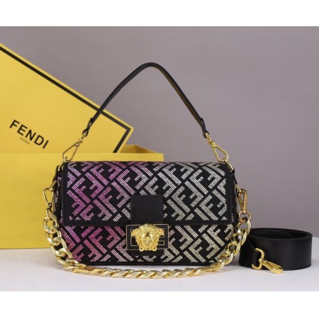 Fendi Baguette 7701