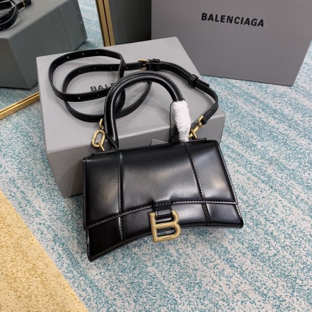 Balenciaga Hourglass 5935461