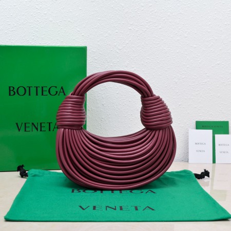 Bottega Veneta Jodie 680934