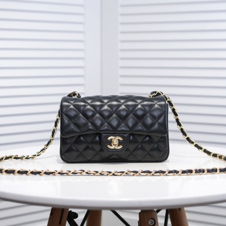 Chanel CF 1116