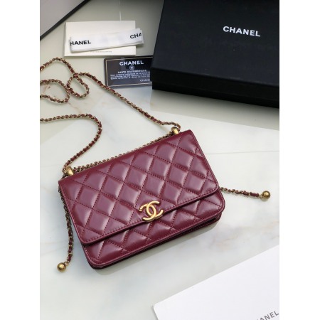 Chanel WOC AP2289