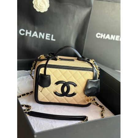 Chanel Vanity Case 93344