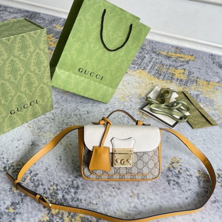 Gucci GG Padlock 658487